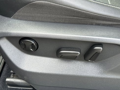 Used 2018 Volkswagen Tiguan SEL image 27
