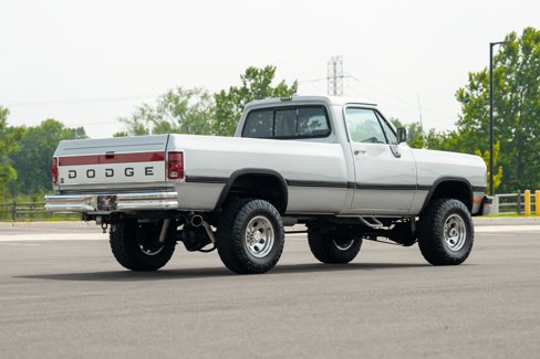 Used 1991 Dodge D/W Truck 350 image 24