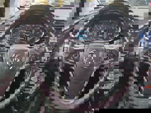 Used 2018 Buick Encore Essence image 21