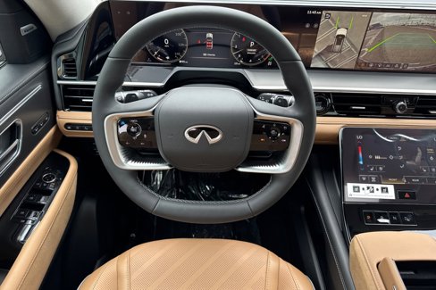 New 2025 INFINITI QX80 Luxe image 15