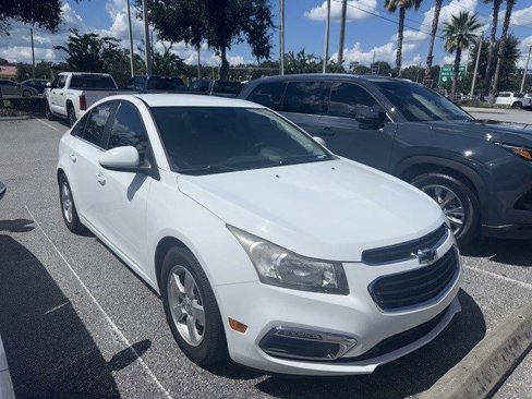 Used 2016 Chevrolet Cruze LT image 6