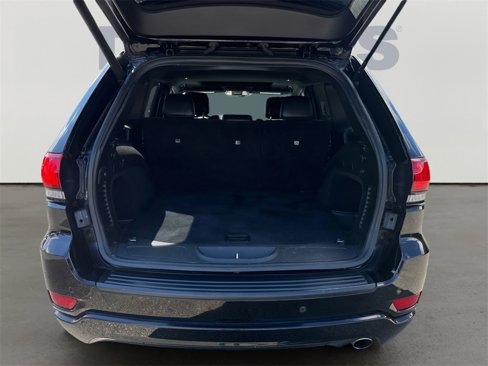 Used 2020 Jeep Grand Cherokee Altitude image 14