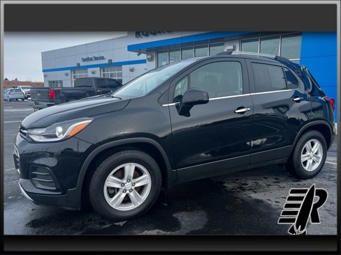 Used 2017 Chevrolet Trax LT w/ LT Convenience Package image 1