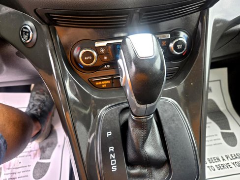 Used 2016 Ford Escape Titanium image 37