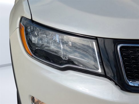Used 2021 Jeep Compass Limited w/ Sun and Sound Group image 9