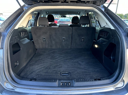 Used 2018 Ford Edge SE image 10