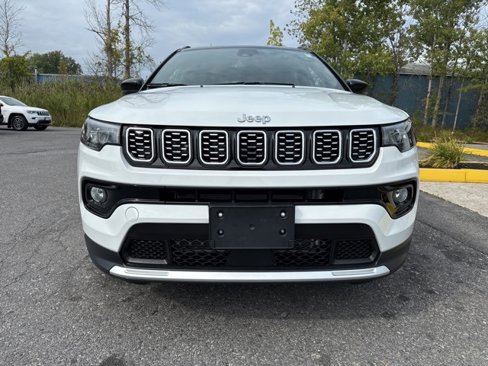 New 2025 Jeep Compass Limited image 2