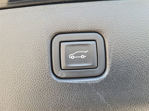 Used 2023 Chevrolet Blazer LT w/ Convenience Package image 12