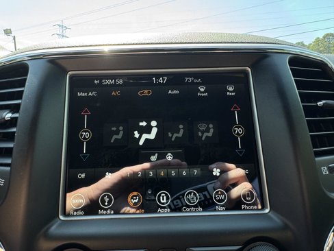 Used 2018 Jeep Grand Cherokee Altitude image 25