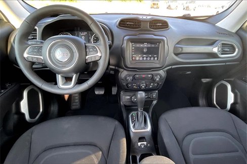 Used 2019 Jeep Renegade Latitude image 15