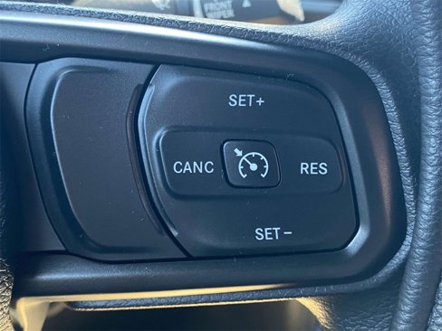 Used 2024 Jeep Wrangler Sport image 27