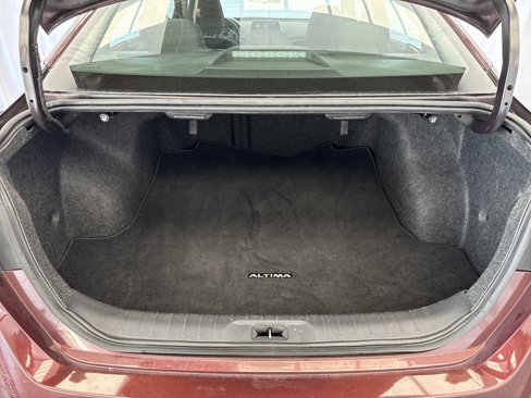 Used 2023 Nissan Altima 2.5 SV image 17