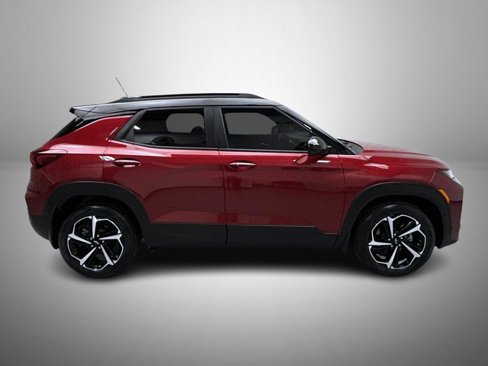 Used 2021 Chevrolet TrailBlazer RS w/ Sun and Liftgate Package image 4