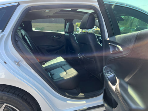 Used 2017 Chevrolet Malibu LT w/ Leather Package image 37