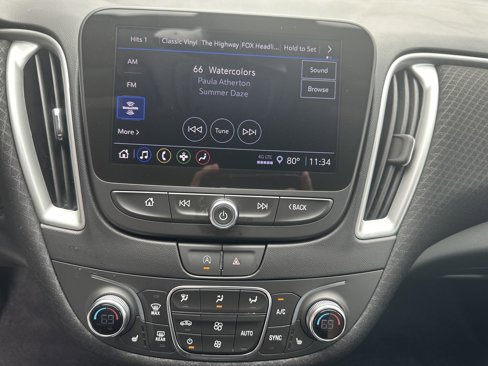 Used 2023 Chevrolet Malibu LT image 14