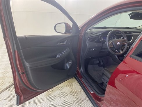 Used 2023 Buick Encore GX Essence w/ Experience Buick Package image 27