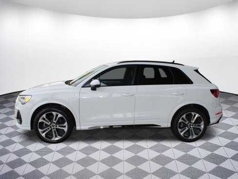 Used 2022 Audi Q3 2.0T Premium Plus image 2
