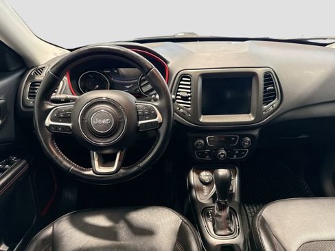 Used 2020 Jeep Compass Trailhawk image 21