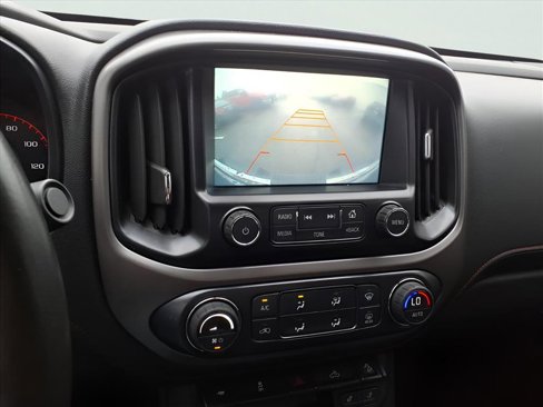 Used 2016 GMC Canyon SLE w/ All Terrain Package image 18