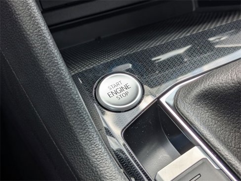 New 2025 Volkswagen Taos S image 17