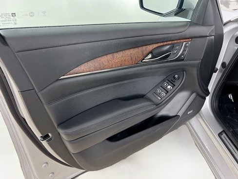 Used 2018 Cadillac CTS Luxury image 18