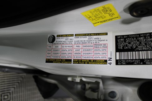 Used 2020 Toyota C-HR LE image 38