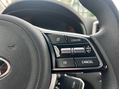 Used 2022 Kia Sportage LX image 29