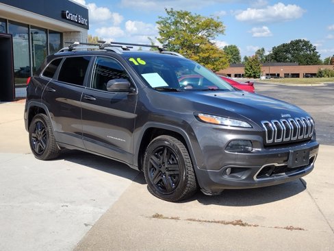 Used 2016 Jeep Cherokee Limited w/ Technology Group image 13