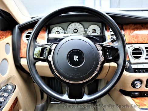 Used 2010 Rolls-Royce Ghost image 26