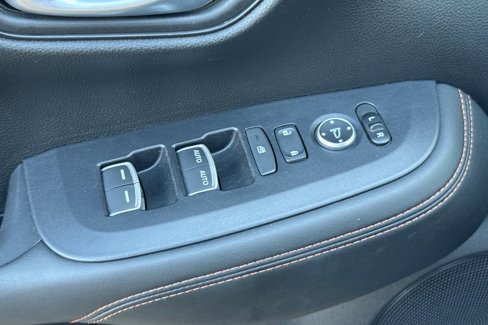 Used 2024 Honda HR-V Sport image 14
