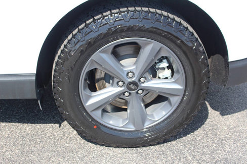 Used 2023 Ford Edge SEL w/ Sport Appearance Package image 15
