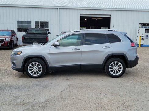 Used 2019 Jeep Cherokee Latitude w/ Popular Appearance Group image 39