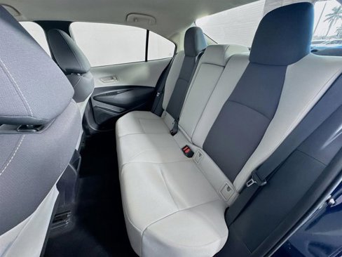 Used 2022 Toyota Corolla LE image 21