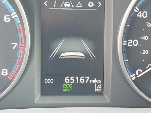 Used 2017 Toyota RAV4 LE image 40