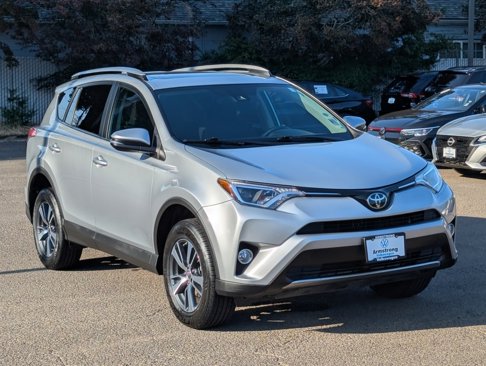 Used 2018 Toyota RAV4 XLE image 7