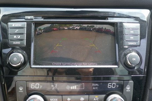 Used 2020 Nissan Rogue SV image 29