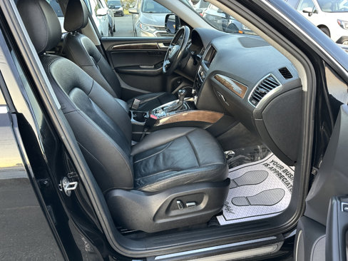 Used 2016 Audi Q5 2.0T Premium Plus w/ Technology Package image 12