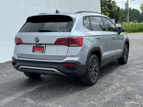 Used 2024 Volkswagen Taos S w/ MDO Package image 3
