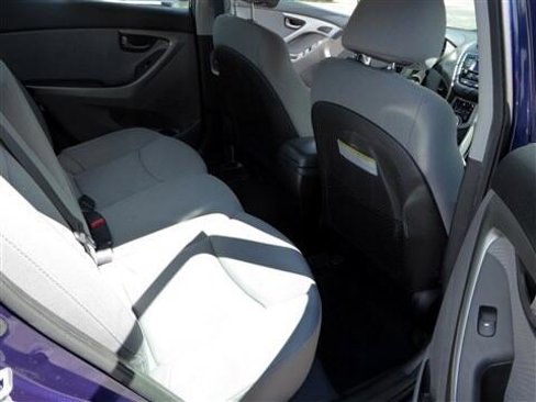 Used 2013 Hyundai Elantra GLS w/ Preferred Pkg image 18