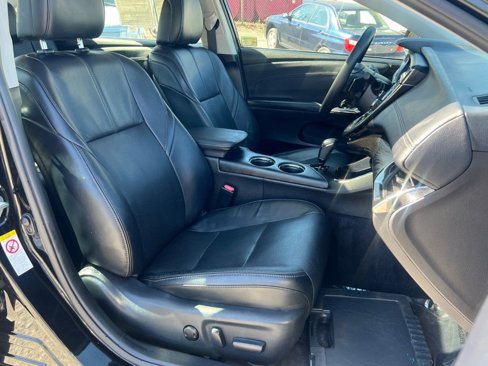 Used 2016 Toyota Avalon Limited image 10