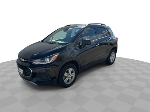 Used 2020 Chevrolet Trax LT w/ Driver Confidence Package image 4