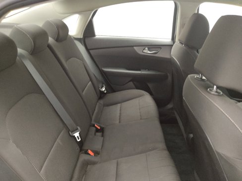 Used 2019 Kia Forte LXS image 19