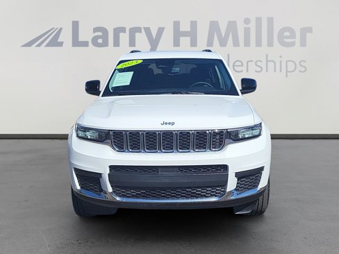 Certified 2023 Jeep Grand Cherokee L Laredo image 9
