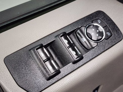 Used 2017 Ford F150 XLT image 17