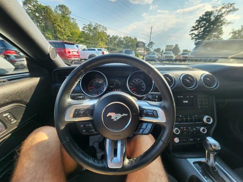 Used 2020 Ford Mustang Coupe image 17