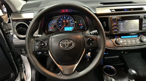 Used 2014 Toyota RAV4 XLE image 19