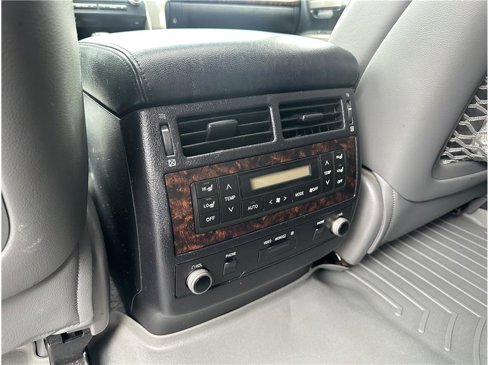 Used 2011 Toyota Land Cruiser w/ Upgrade Pkg image 23