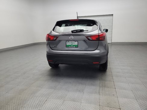 Used 2018 Nissan Rogue Sport S image 7