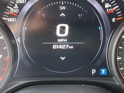 Used 2020 Chevrolet Camaro LT w/ RS Package image 21