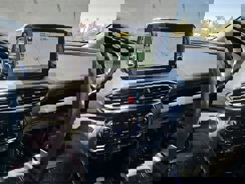 Used 2020 Hyundai Santa Fe Limited image 20